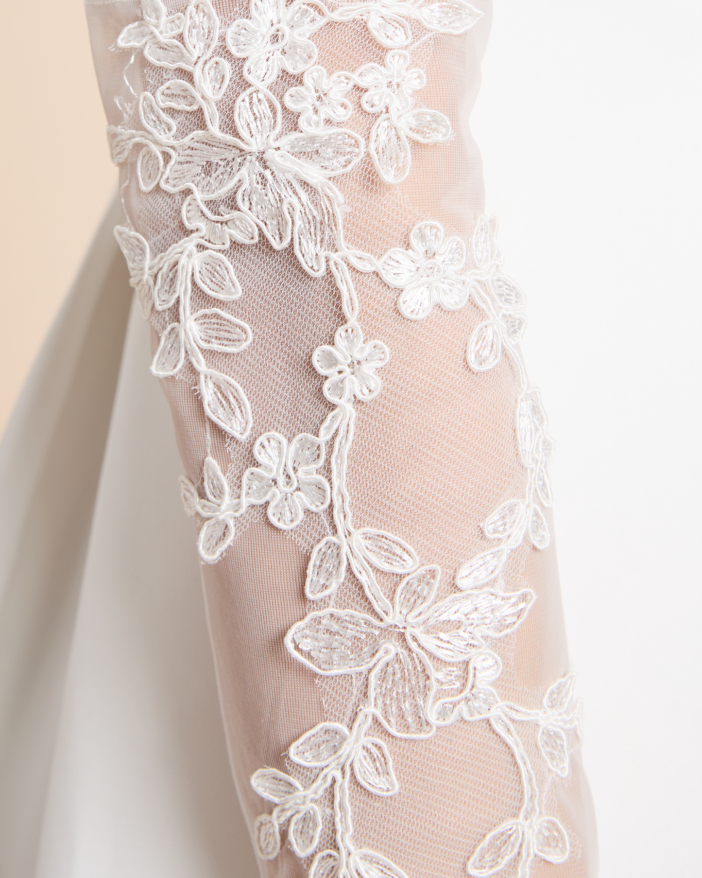 Lace Applique Long Bridal Gloves