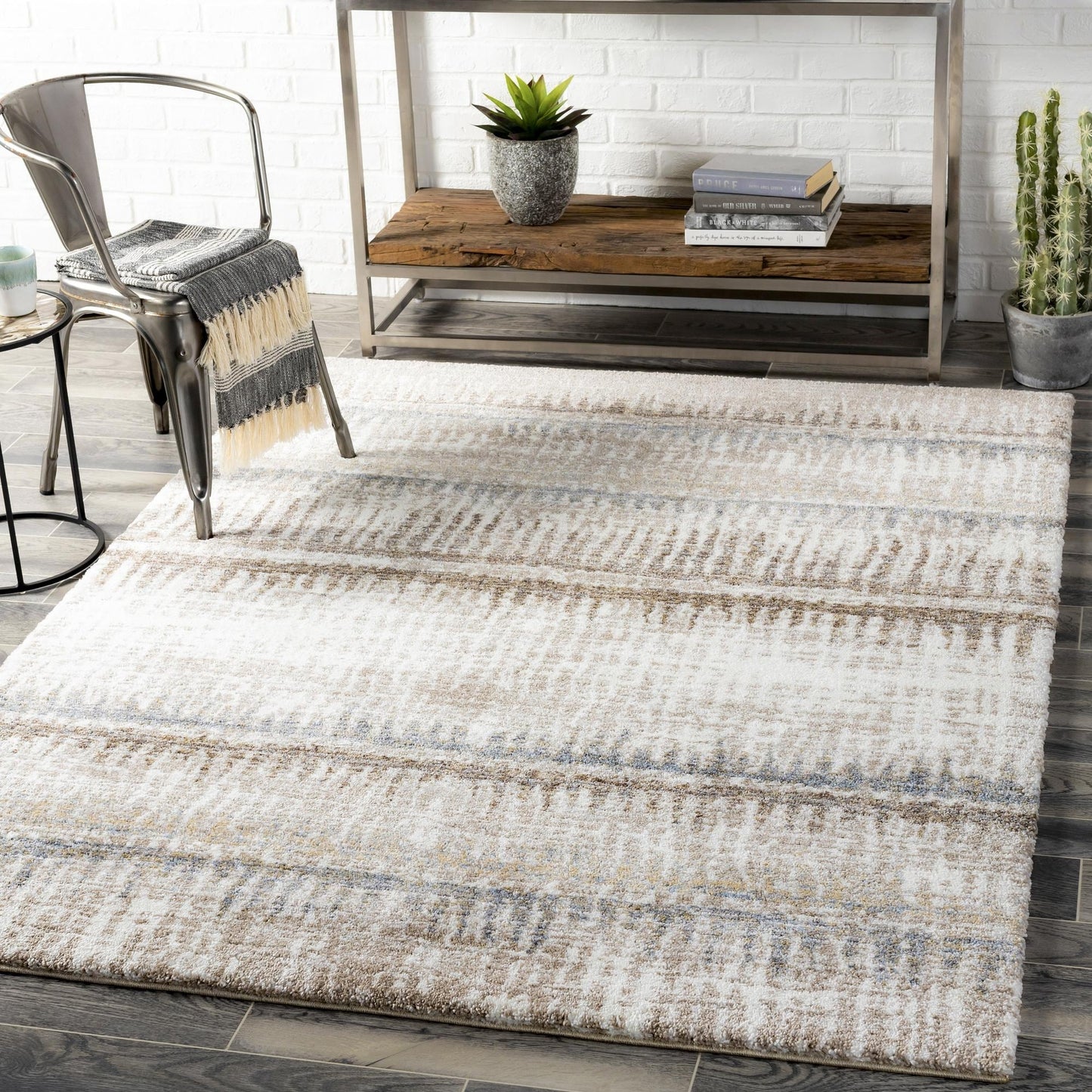 Livabliss Portofino Minimalist Ombre Area Rug.